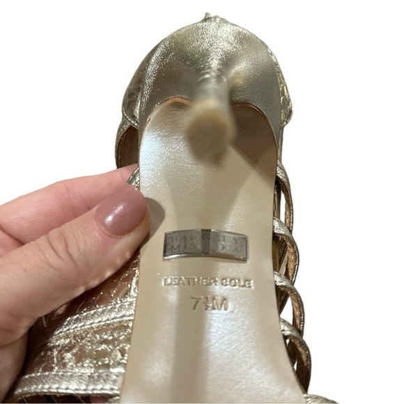 EUC - Badgley Mischka Fonda Metallic Strappy Heels - size 7.5 - Picture 7 of 7